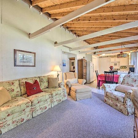 Rustic Retreat Across From Lake Family Friendly! Union Eksteriør bilde