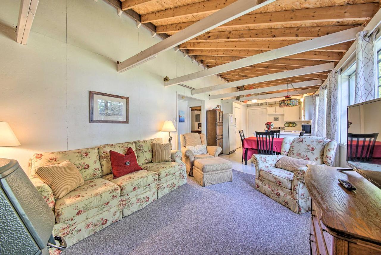 Rustic Retreat Across From Lake Family Friendly! Union Eksteriør bilde