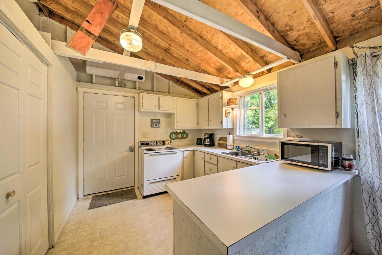 Rustic Retreat Across From Lake Family Friendly! Union Eksteriør bilde