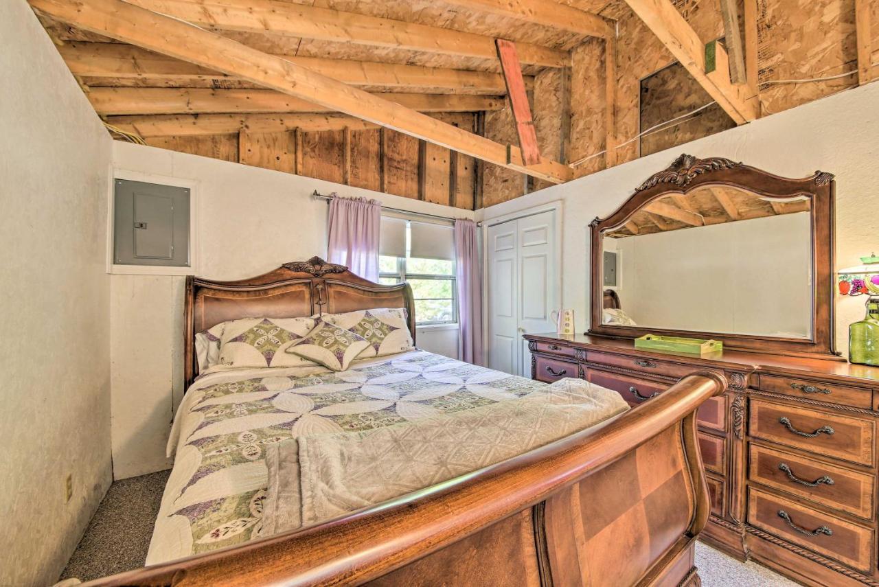 Rustic Retreat Across From Lake Family Friendly! Union Eksteriør bilde